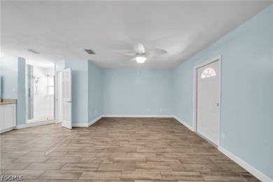 Welcome to this beautifully maintained 4-bedroom, 2-bathroom - photo 24