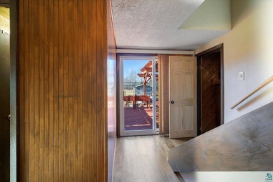 Discover the perfect blend of country living and modern - photo 26