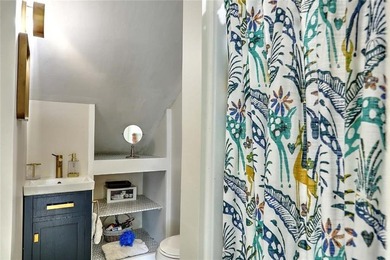 Nestled on a picturesque 3/4 acre lot in desirable Touisset - photo 38