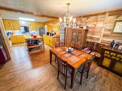 Welcome to a truly exceptional and multi-functional retreat on - photo 7