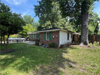 Ranch home ready for its next owner or investors! Ideally - photo 3