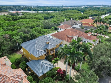 Modern Tuscan revival architecture and thoughtful innovation - photo 11