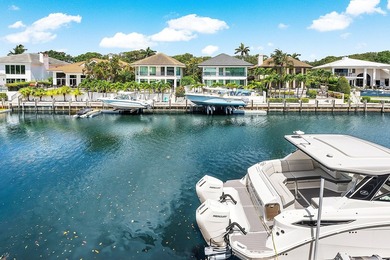 This Impeccably Renovated 5BDRM, 5.1BA Waterfront Residence - photo 2