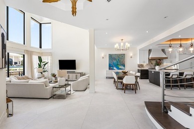 This Impeccably Renovated 5BDRM, 5.1BA Waterfront Residence - photo 6