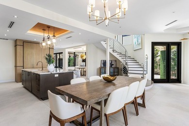 This Impeccably Renovated 5BDRM, 5.1BA Waterfront Residence - photo 8