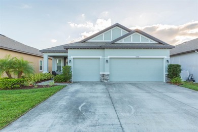 (private lake, pond, coastal) Home For Sale in San Antonio Florida