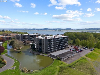 Columbia River - Clark County Condo For Sale in Vancouver Washington