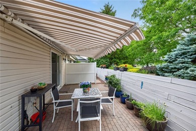 RARE OPPORTUNITY! Move-in ready, one-floor living in the heart - photo 13
