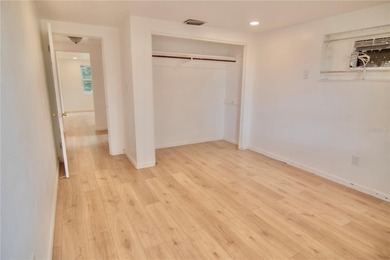 FOR SALE - 2 Bedroom/1 Bath single family home.  This is a - photo 14