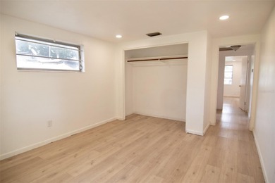 FOR SALE - 2 Bedroom/1 Bath single family home.  This is a - photo 15
