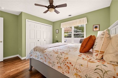 RARE OPPORTUNITY! Move-in ready, one-floor living in the heart - photo 17