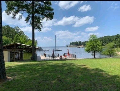 Stunning 6-Bedroom Waterfront Retreat with Breathtaking Views - photo 4
