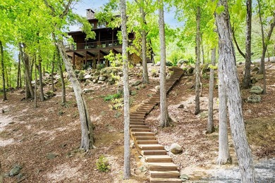 Stunning Fully Furnished Custom Lakefront Retreat with Luxury - photo 5