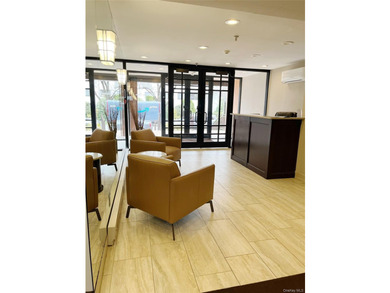 Experience luxury and convenience at 10 Canterbury Rd, Apt 1B - photo 11