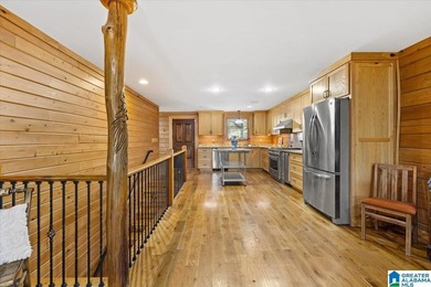 Beautiful waterfront log cabin offering 3 bedrooms, 2.5 - photo 13