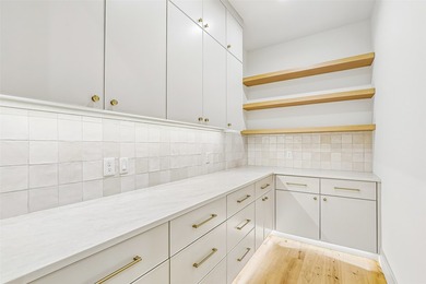 Step into $500,000 in Equity on day one, $2.2mil Appraisal! - photo 15
