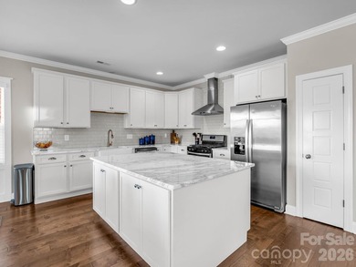 Experience the pinnacle of mountain living in this stunning - photo 16