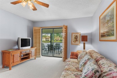 A well maintained, Move in ready, 3 bd, 2 bath unit with a - photo 26