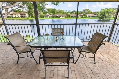 A well maintained, Move in ready, 3 bd, 2 bath unit with a - photo 27
