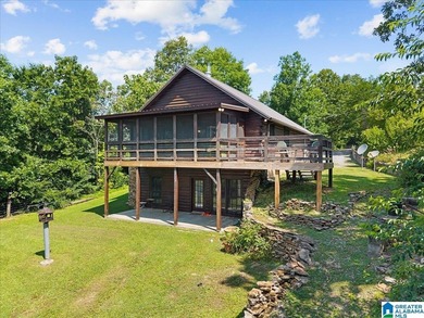 Beautiful waterfront log cabin offering 3 bedrooms, 2.5 - photo 31