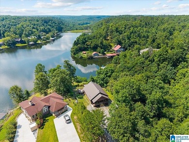 Beautiful waterfront log cabin offering 3 bedrooms, 2.5 - photo 32