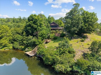 Beautiful waterfront log cabin offering 3 bedrooms, 2.5 - photo 35