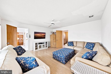 We are taking this coastal home off the market during rental - photo 38