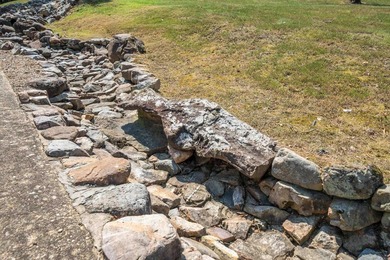 This exceptional lakefront property on the highly sought-after - photo 13