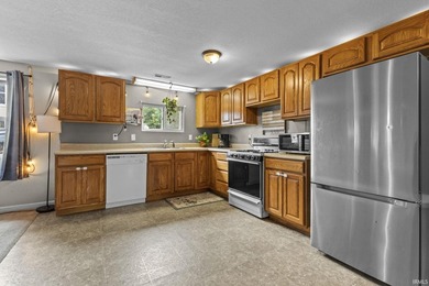 Charming ranch home situated on a desirable corner lot! This - photo 14