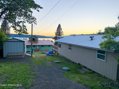 Welcome to Harrison, one of the most beloved lakeside towns in - photo 18