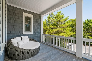 Deeded Beach Access! Spectacular 4 bedroom, 4 bath home in - photo 37