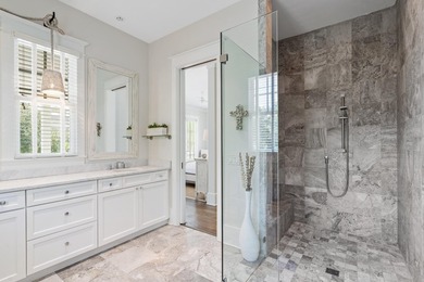 Deeded Beach Access! Spectacular 4 bedroom, 4 bath home in - photo 41