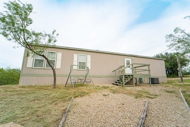 Escape to the lake with this 2 bedroom, 2 bath manufactured home - photo 3