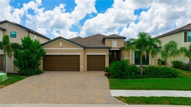Lake Home For Sale in Fort Myers, Florida