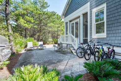 Deeded Beach Access! Spectacular 4 bedroom, 4 bath home in - photo 55