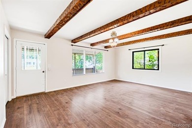 HUGE 28X24 DETACHED GARAGE! PRIVATE BACKYARD! GREAT FLOOR PLAN! - photo 7