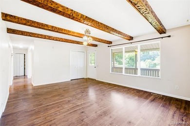HUGE 28X24 DETACHED GARAGE! PRIVATE BACKYARD! GREAT FLOOR PLAN! - photo 8