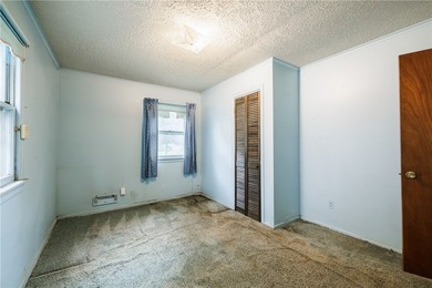 NESTLED IN ROCHESTER'S MAPLEWOOD HISTORIC DISTRICT, THIS - photo 11