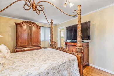 Fully renovated detached split-level home in the highly - photo 13