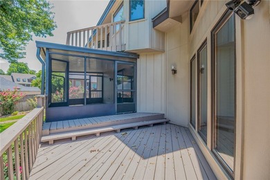 Located on the Springdale Country Club golf course, this 3,754 - photo 47