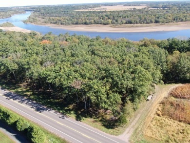 Lake Acreage For Sale in Baraboo, Wisconsin