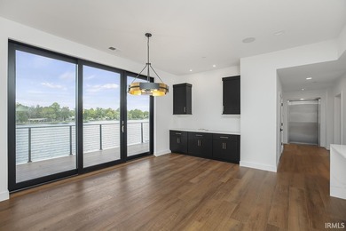 Last available penthouse in the 900 JCKSN Condos. This penthouse