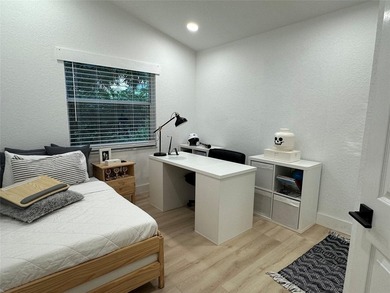 All ages Updated 2BR/2BA corner condo with the feel of a - photo 22