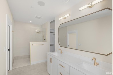 Last available penthouse in the 900 JCKSN Condos. This penthouse