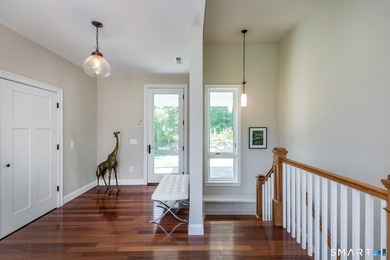 A spacious contemporary located in a resort quality setting - photo 5