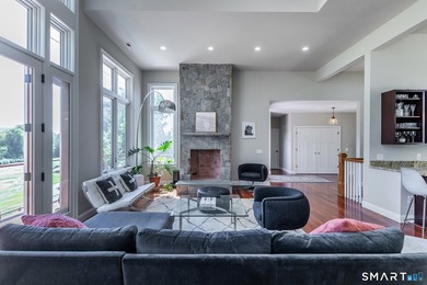 A spacious contemporary located in a resort quality setting - photo 6