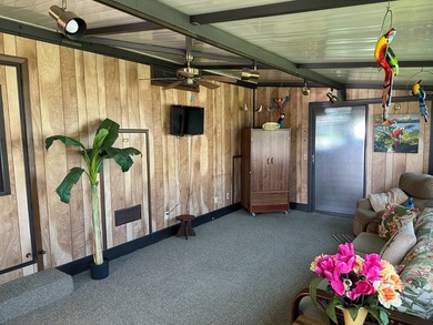 Welcome to one of the most desirable 55+ communities in Florida! - photo 6