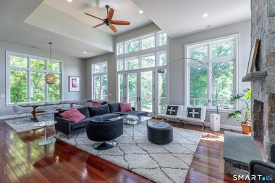 A spacious contemporary located in a resort quality setting - photo 7