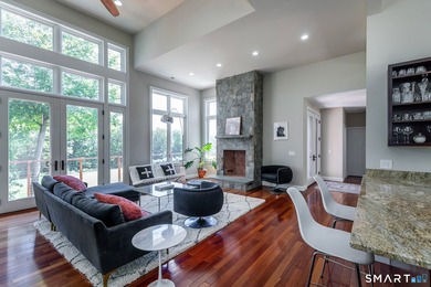 A spacious contemporary located in a resort quality setting - photo 8
