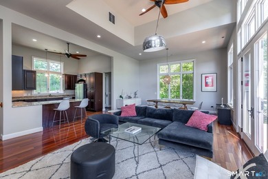 A spacious contemporary located in a resort quality setting - photo 10